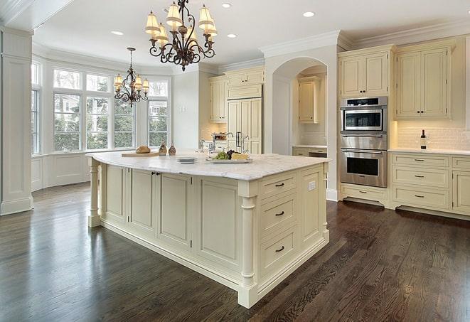 bright and airy room with laminate floor in Brandon, FL